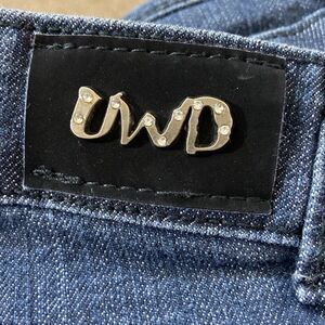 UWD Ripped Blue Skinny Stretch Jeans with Classic Indigo Wash Size 7